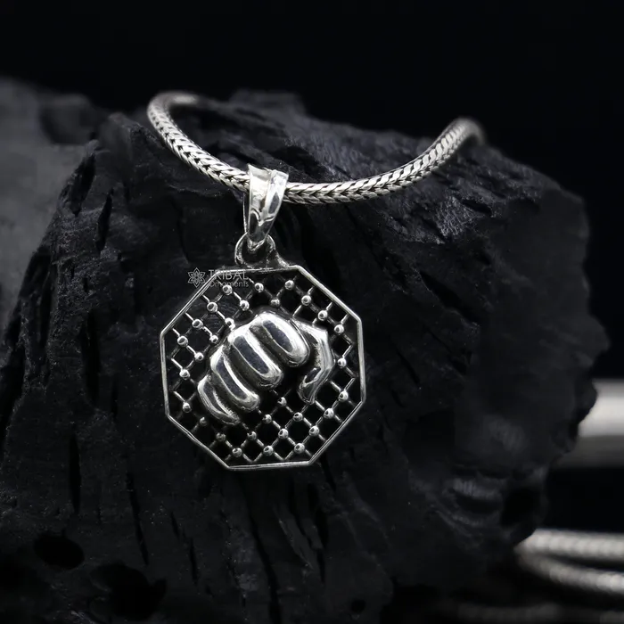 TRIBAL ORNAMENTS Necklaces Amazing 925 sterling silver handmade wrist punch design pendant high quality silver small pendant for zym or gym boy girls nsp670 TRIBAL ORNAMENTS Necklaces Amazing 925 sterling silver handmade wrist punch design pendant high quality silver small pendant for zym or gym boy girls nsp670