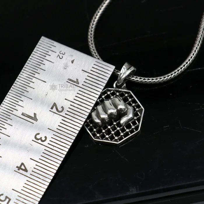 TRIBAL ORNAMENTS Necklaces Amazing 925 sterling silver handmade wrist punch design pendant high quality silver small pendant for zym or gym boy girls nsp670 TRIBAL ORNAMENTS Necklaces Amazing 925 sterling silver handmade wrist punch design pendant high quality silver small pendant for zym or gym boy girls nsp670