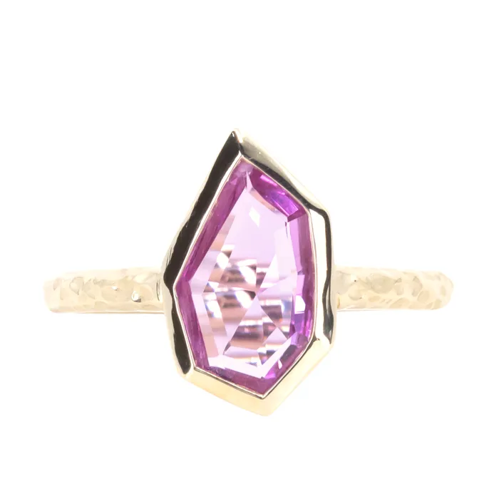 Discovery Gems Rings 125ct Elongated Geo Slice Pink Sapphire Evergreen Low Profile Bezel Solitaire Ring in 14k Yellow Gold Discovery Gems Rings 125ct Elongated Geo Slice Pink Sapphire Evergreen Low Profile Bezel Solitaire Ring in 14k Yellow Gold