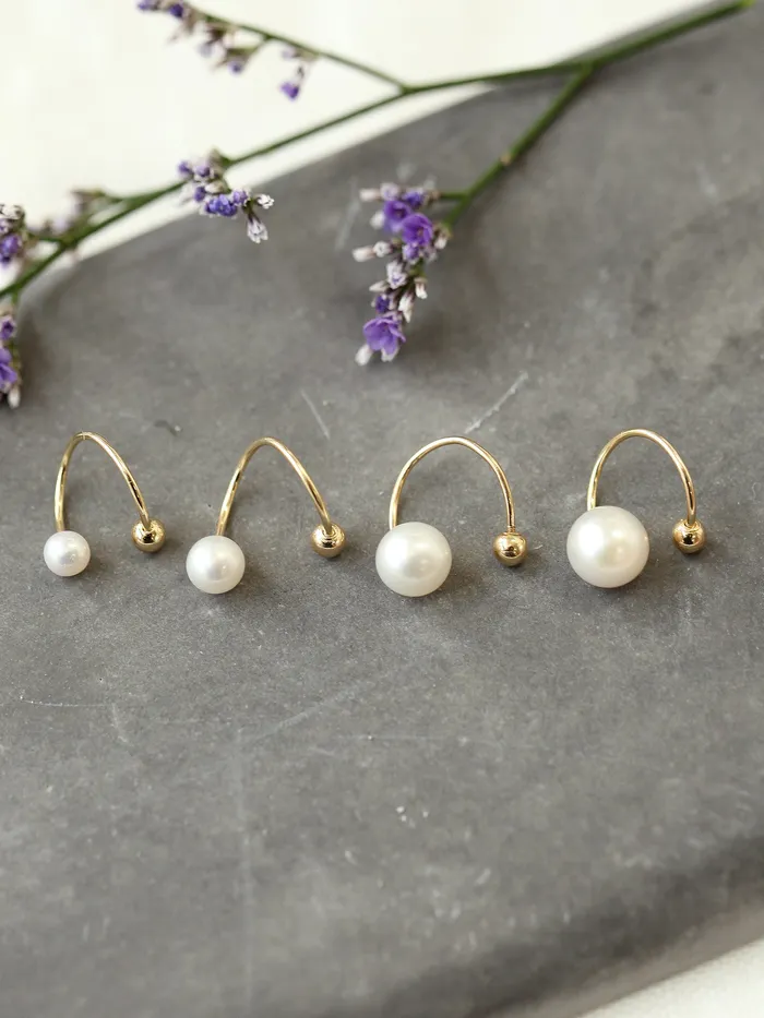 Earrings 14K gold Twist Freshwater Pearl Cartilage Earring 20g MinimalBijoux