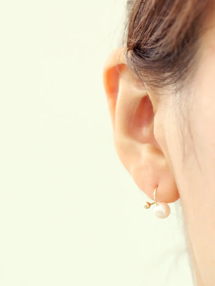 Earrings 14K gold Twist Freshwater Pearl Cartilage Earring 20g MinimalBijoux
