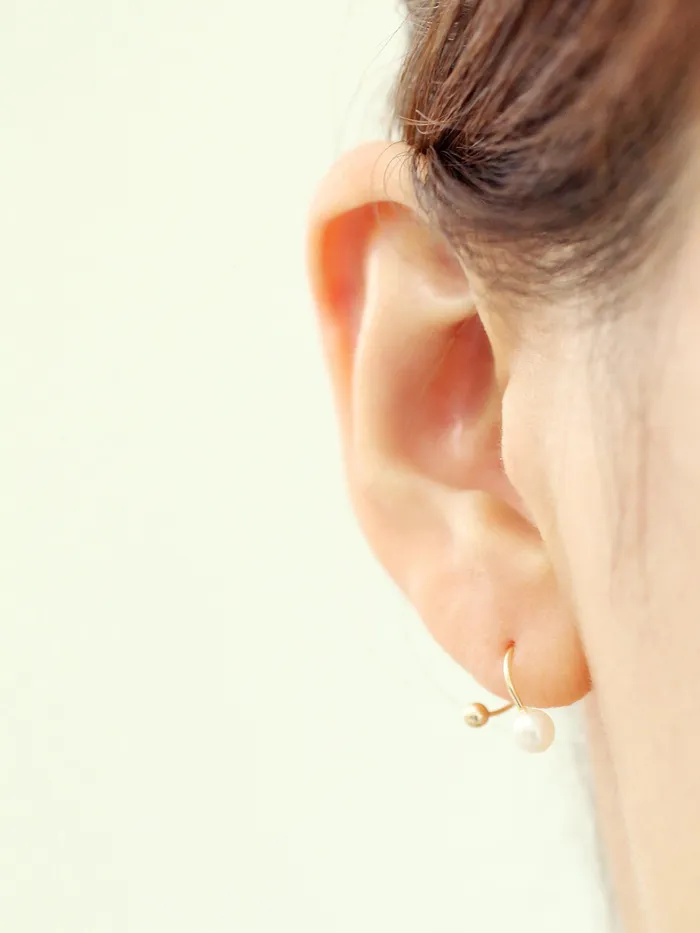 Earrings 14K gold Twist Freshwater Pearl Cartilage Earring 20g MinimalBijoux
