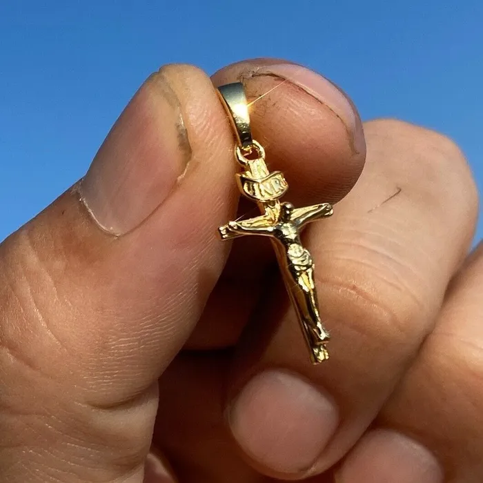 Bling Cartel Admin Necklaces 14k Gold Plated over 925 Silver Crucifix Jesus Cross Shiny Pendant 1 Small