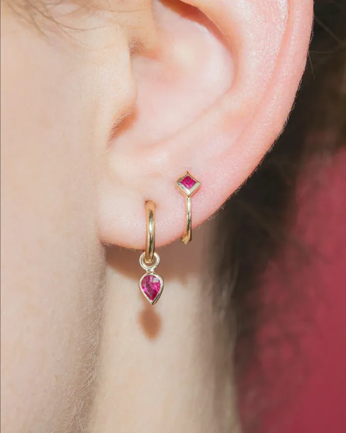 Earrings METIER BY TOMFOOLERY Princess Cut Ruby Hoop