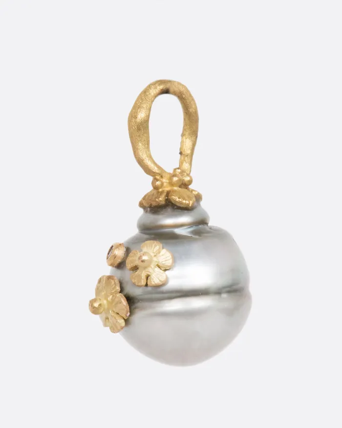 LENE VIBE Necklaces Floral Tahitian Pearl Pendant LENE VIBE Necklaces Floral Tahitian Pearl Pendant