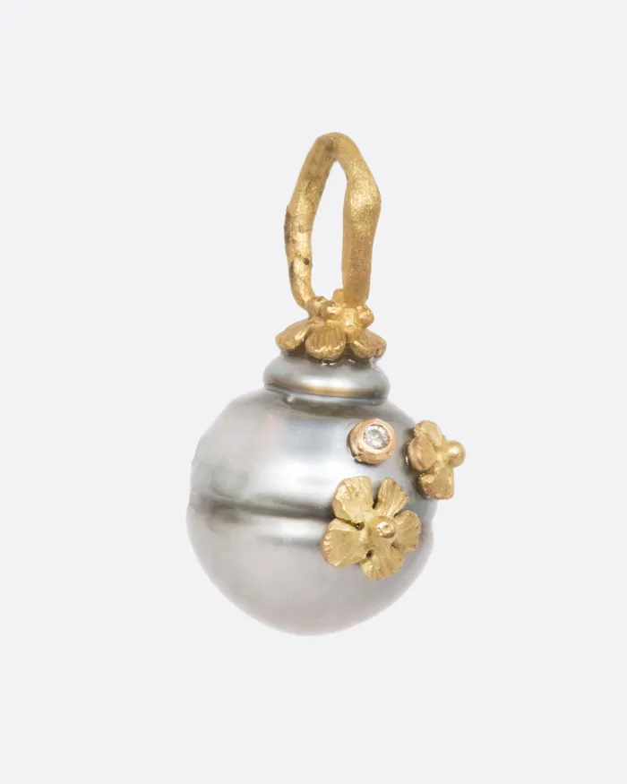 LENE VIBE Necklaces Floral Tahitian Pearl Pendant LENE VIBE Necklaces Floral Tahitian Pearl Pendant
