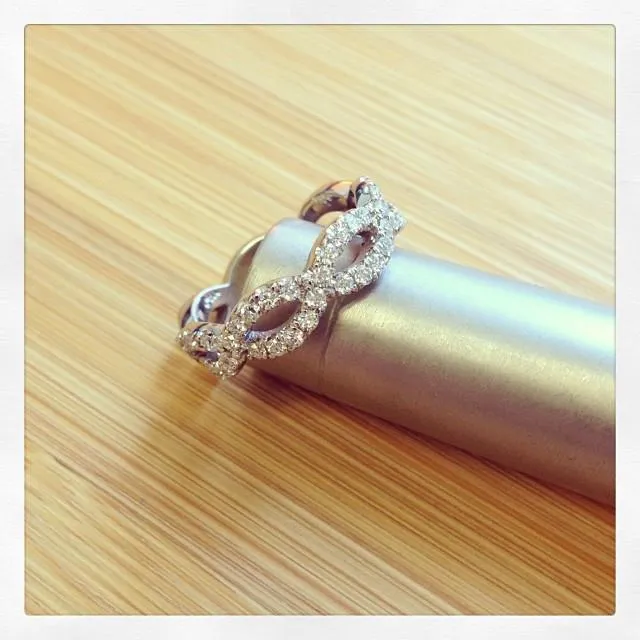 Rings deBebians Infinity Diamond Wedding Band