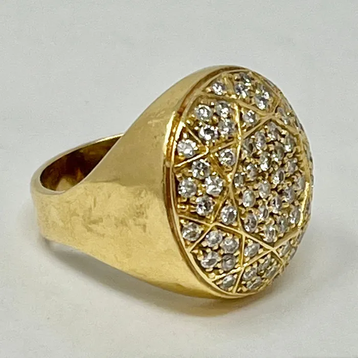 18K Gold Round Diamond Signet Ring Jewelry Rings