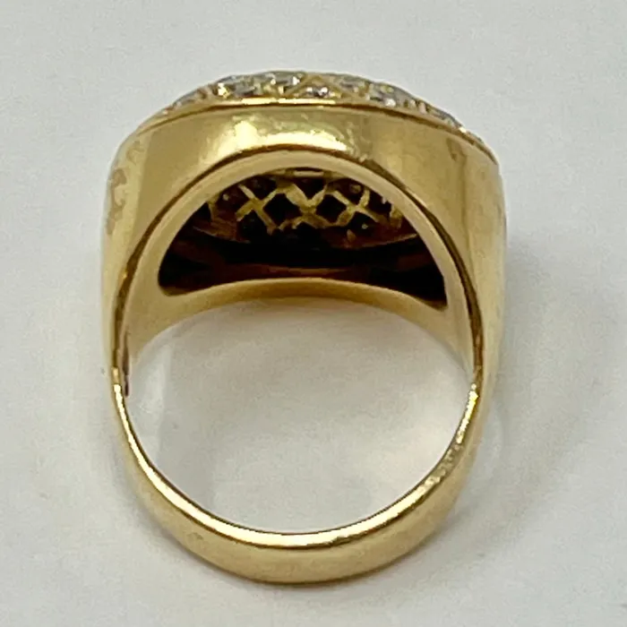 18K Gold Round Diamond Signet Ring Jewelry Rings
