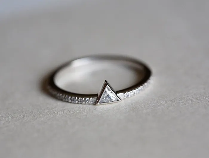 Capucinne Rings Dainty Triangle Cut Diamond Ring with Diamond Pave Band