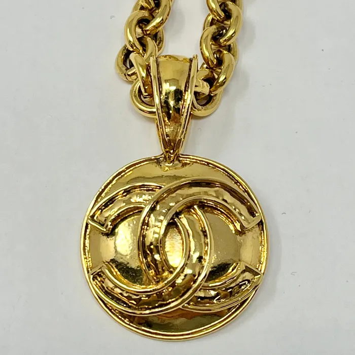 Necklaces Chanel Chanel 1994 Goldtone Chain Link Pendant Necklace