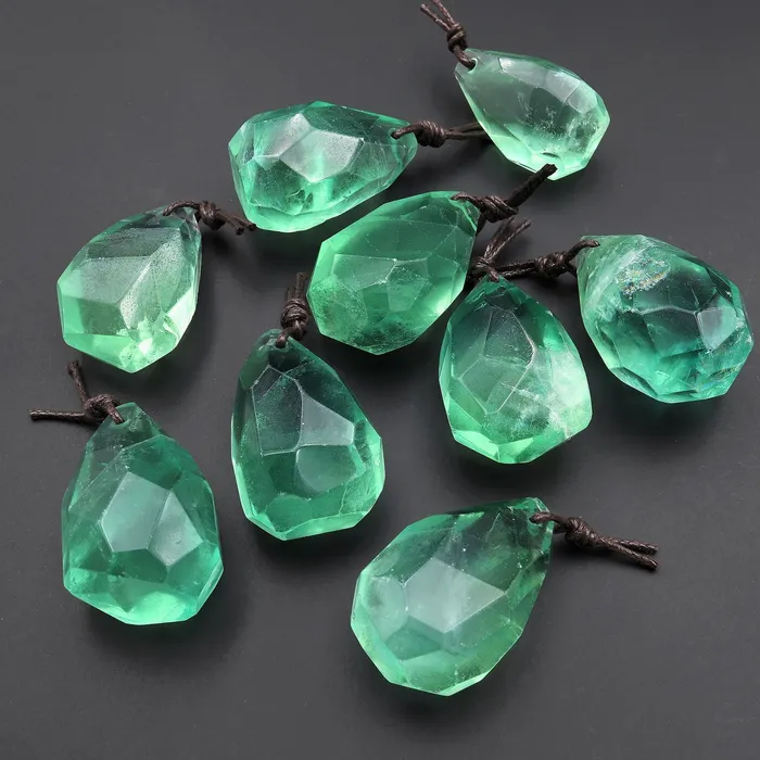 AAA Faceted Natural Green Fluorite Nugget Point Pendant Gemstone Focal Bead Intrinsic Trading Necklaces