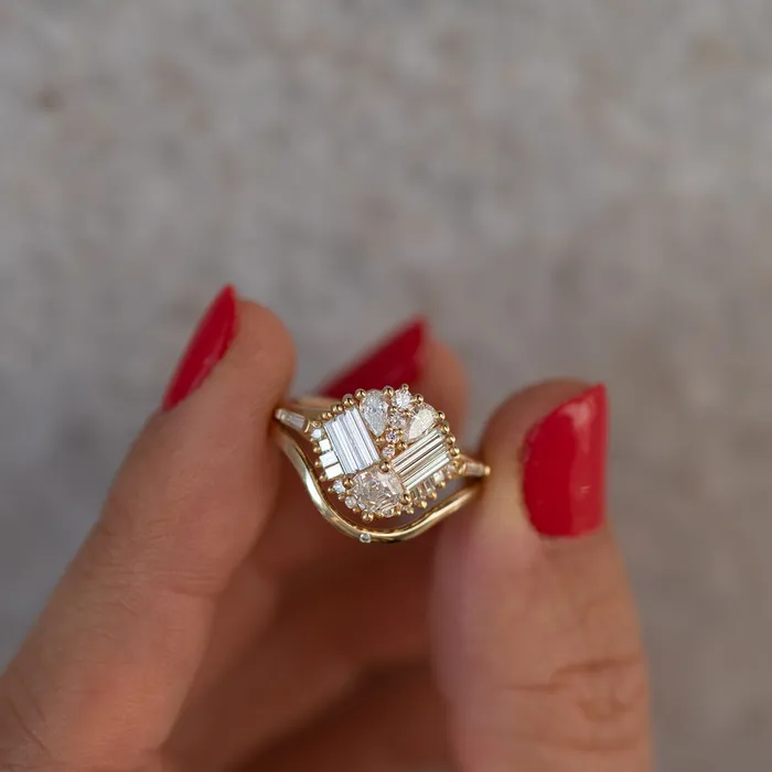 ARTEMER Mirrored Cluster Ring with Asscher Cut Diamond Rings