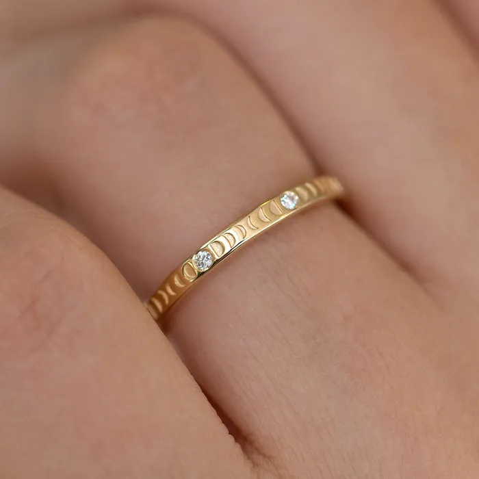 ARTEMER Rings Moon Phase Ring with Full Moon Diamonds Thin