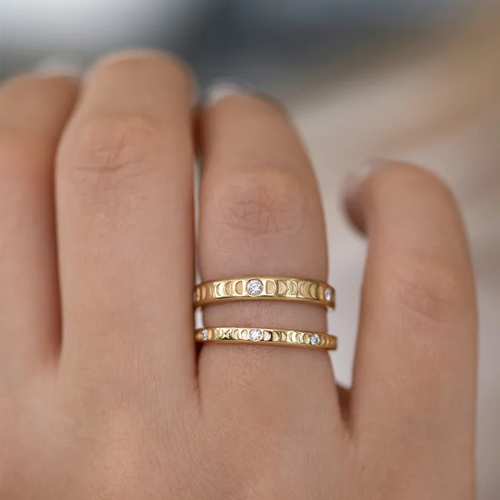 ARTEMER Rings Moon Phase Ring with Full Moon Diamonds Thin
