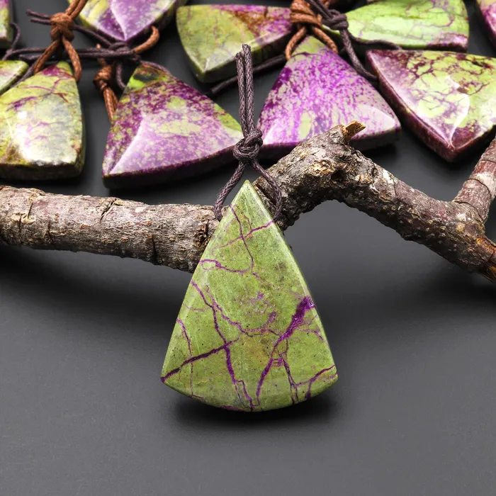 Natural Atlantisite Stichtite Triangle Pendant Side Drilled Gemstone Intrinsic Trading Necklaces
