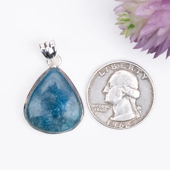 Necklaces InnerVision Crystals Apatite Pendant 747 g 34x21mm 925 Silver