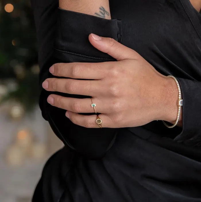 Rings Suetables 14K Gold Diamond and Emerald Ring