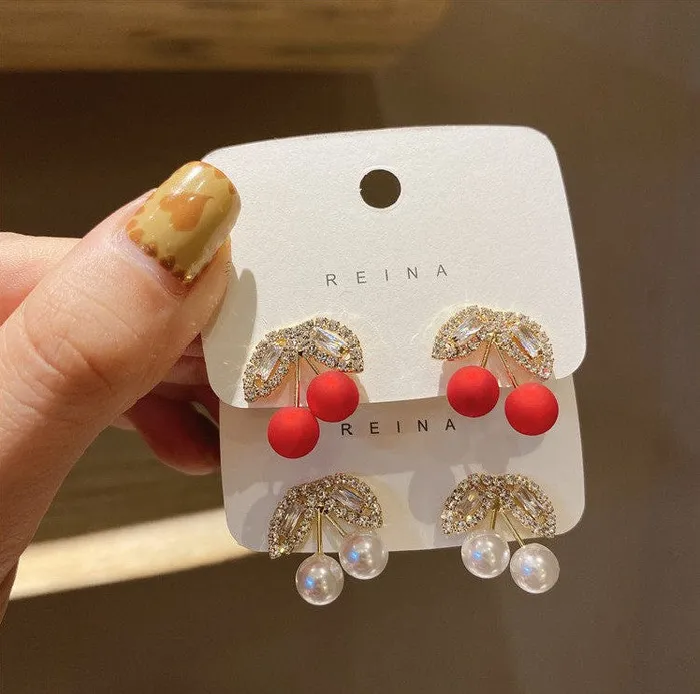 Earrings Refined by AnnaKaci Cherry Earrings with Gold Leaves