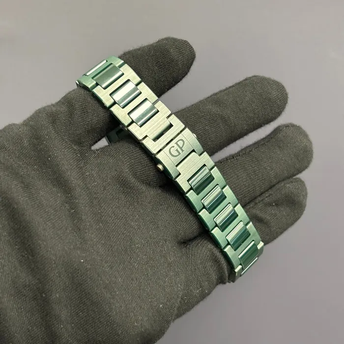 Happy Jewelers Watches Girard Perregaux Laureato 38mm Green Dial Watch Ref 810053230801CX Happy Jewelers Watches Girard Perregaux Laureato 38mm Green Dial Watch Ref 810053230801CX