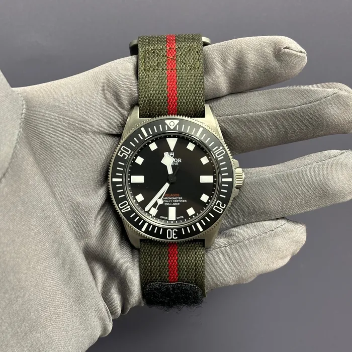 Tudor Pelagos FXD 42mm Black Dot Dial Watch ReF 25717N Happy Jewelers Watches Tudor Pelagos FXD 42mm Black Dot Dial Watch ReF 25717N Happy Jewelers Watches