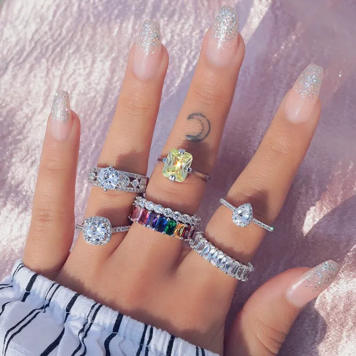 Vivamacity Divine Ring Rings
