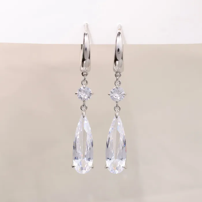Vivamacity Earrings Ice Howl Earrings Vivamacity Earrings Ice Howl Earrings