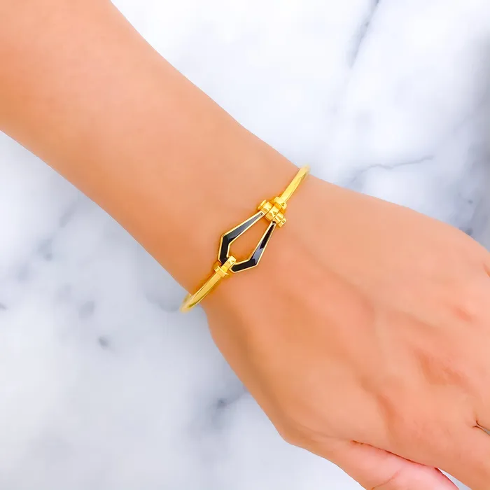 Andaaz Jewelers Colorful Stately 21k Gold Bangle Bracelet Bracelets