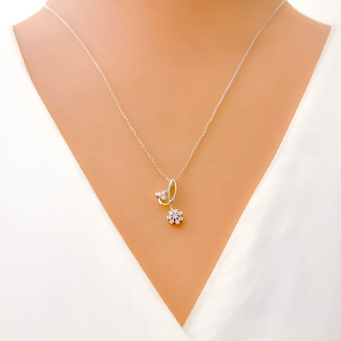 Andaaz Jewelers PreStyled Sets Attractive Modern Diamond 18k White Gold Pendant