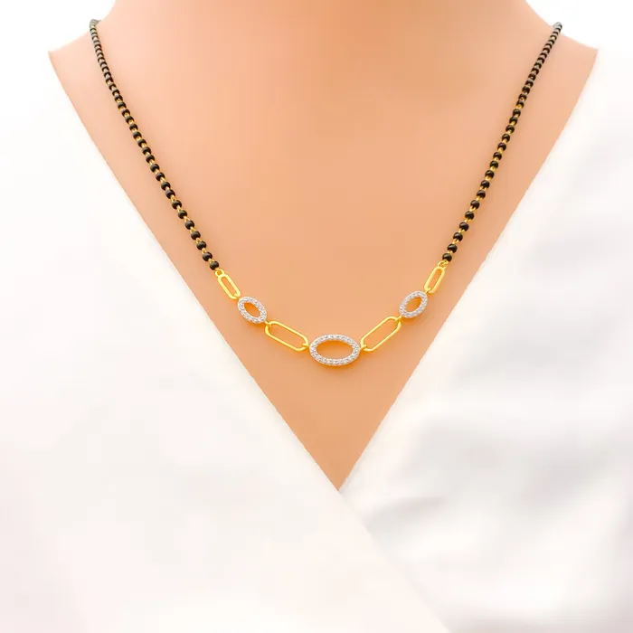 Andaaz Jewelers PreStyled Sets Bright Oval Diamond 18k Gold Mangal Sutra
