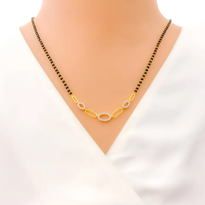 Andaaz Jewelers PreStyled Sets Bright Oval Diamond 18k Gold Mangal Sutra