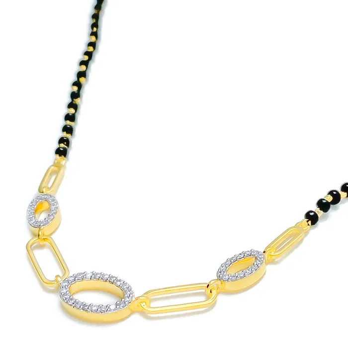 Andaaz Jewelers PreStyled Sets Bright Oval Diamond 18k Gold Mangal Sutra