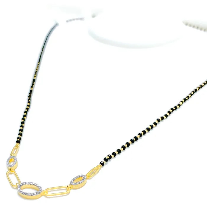 Andaaz Jewelers PreStyled Sets Bright Oval Diamond 18k Gold Mangal Sutra