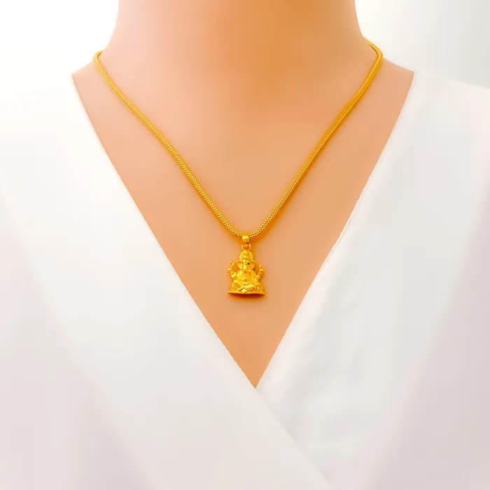 Andaaz Jewelers PreStyled Sets Classic Radiant 22k Gold Ganesh Pendant