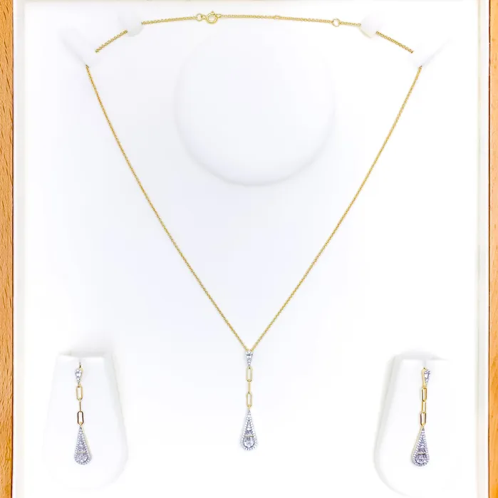 Andaaz Jewelers PreStyled Sets Elongated Drop Diamond 18k Gold Set