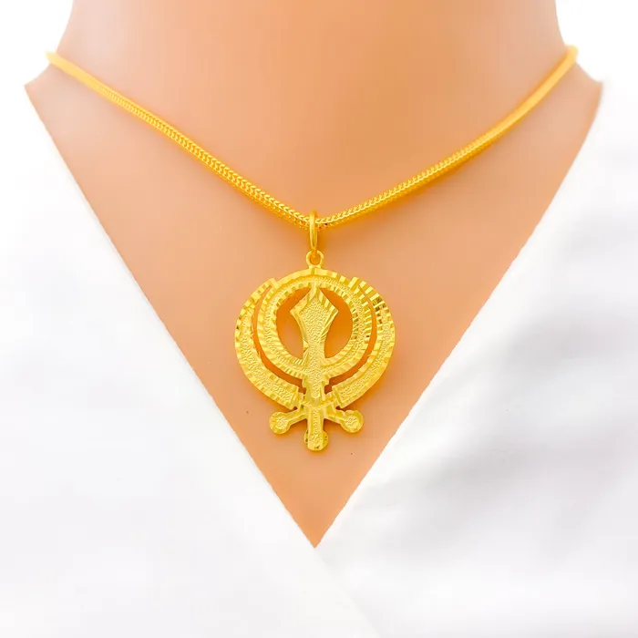 Andaaz Jewelers PreStyled Sets Glistening Khanda 22k Gold Pendant