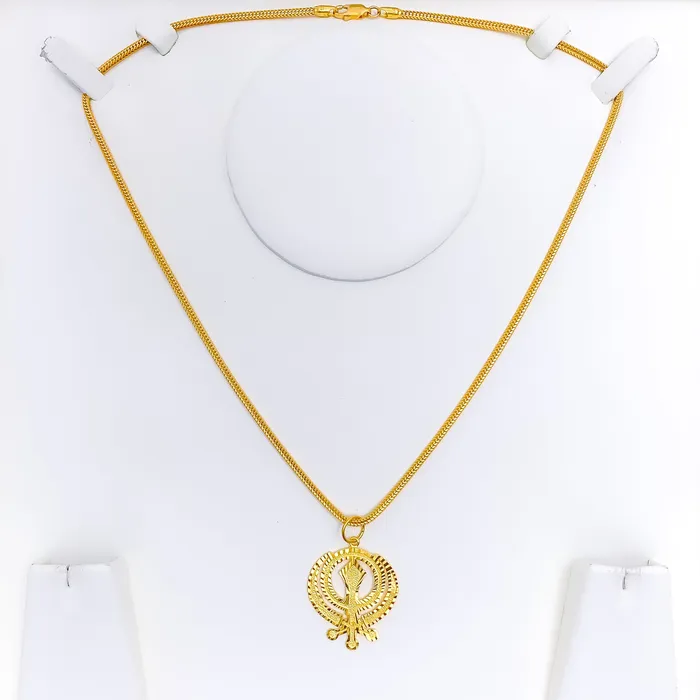 Andaaz Jewelers PreStyled Sets Glistening Khanda 22k Gold Pendant