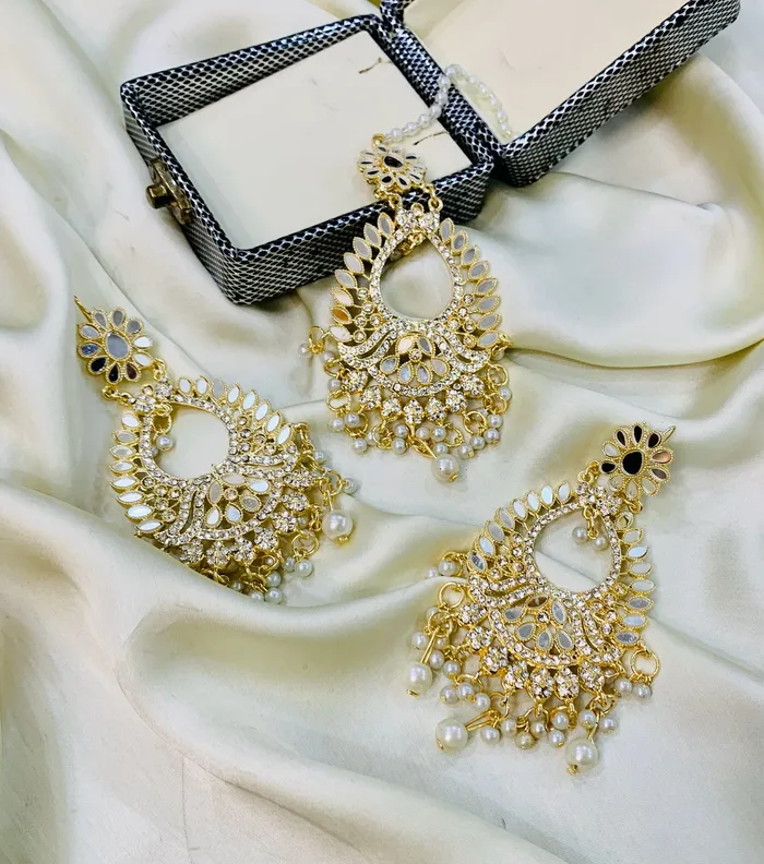 Bindiya Kanta43 Pearl KJ Earrings