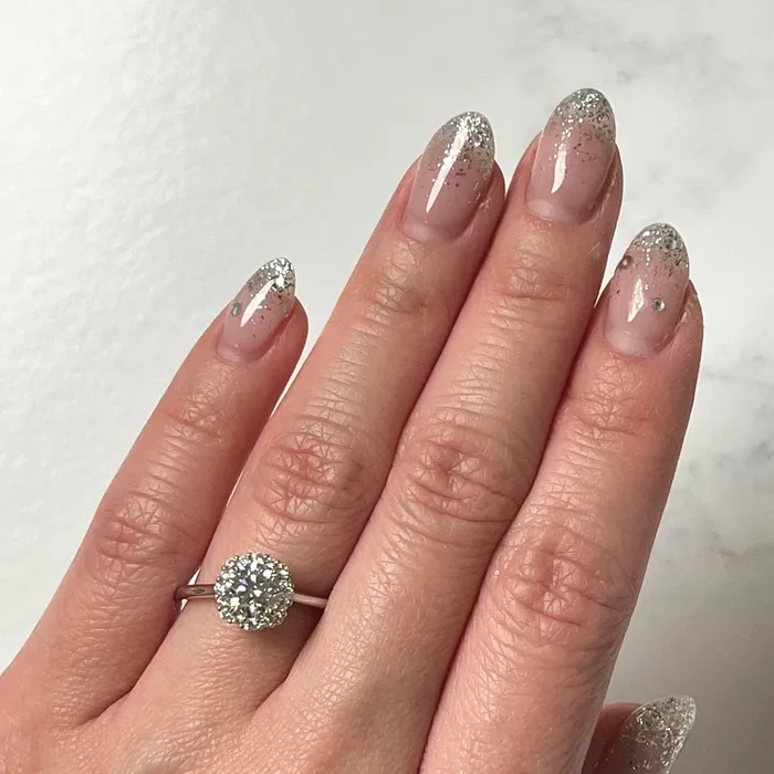 De Beers Forevermark Center of My Universe Floral Halo Engagement Ring De Beers Forevermark Rings De Beers Forevermark Center of My Universe Floral Halo Engagement Ring De Beers Forevermark Rings