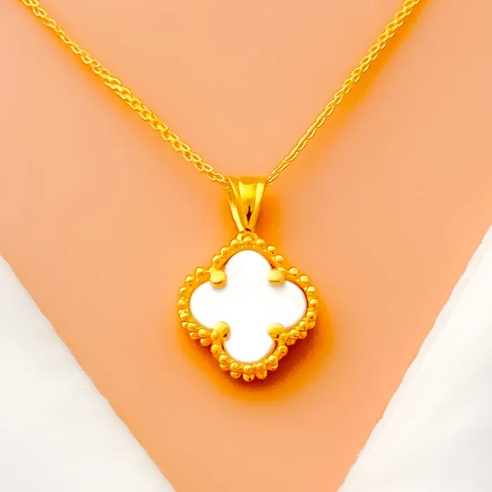 Delicate Stylish 21k Gold Clover Pendant Andaaz Jewelers PreStyled Sets