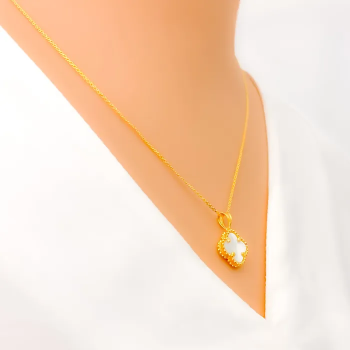 Delicate Stylish 21k Gold Clover Pendant Andaaz Jewelers PreStyled Sets
