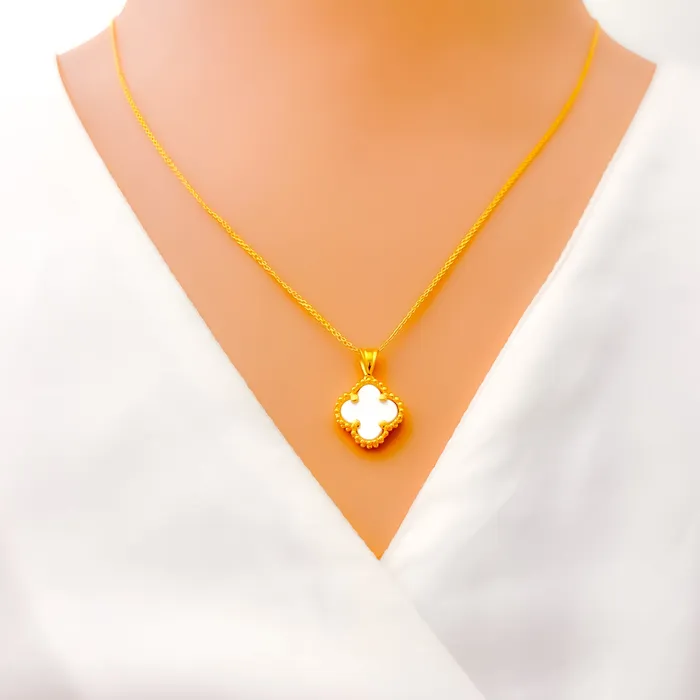 Delicate Stylish 21k Gold Clover Pendant Andaaz Jewelers PreStyled Sets