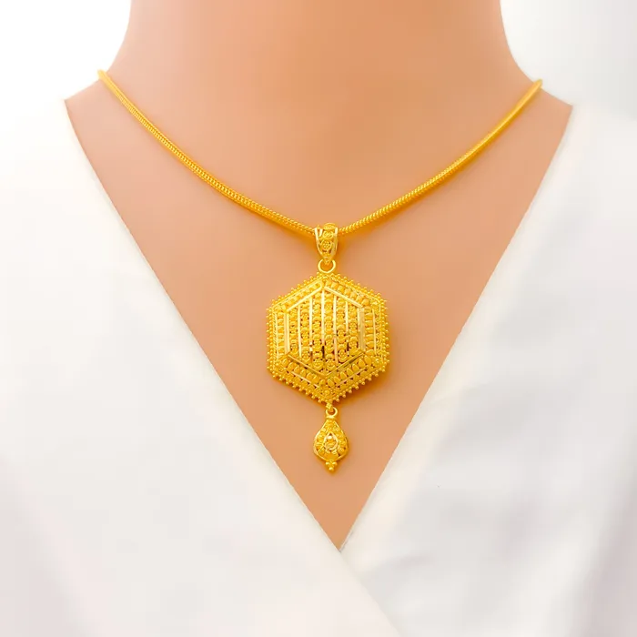 Jazzy Geometric 22k Gold Pendant Andaaz Jewelers PreStyled Sets