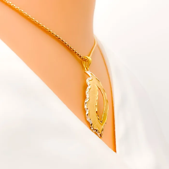 Magnificent Shiny 22K Gold Pendant Set Andaaz Jewelers PreStyled Sets