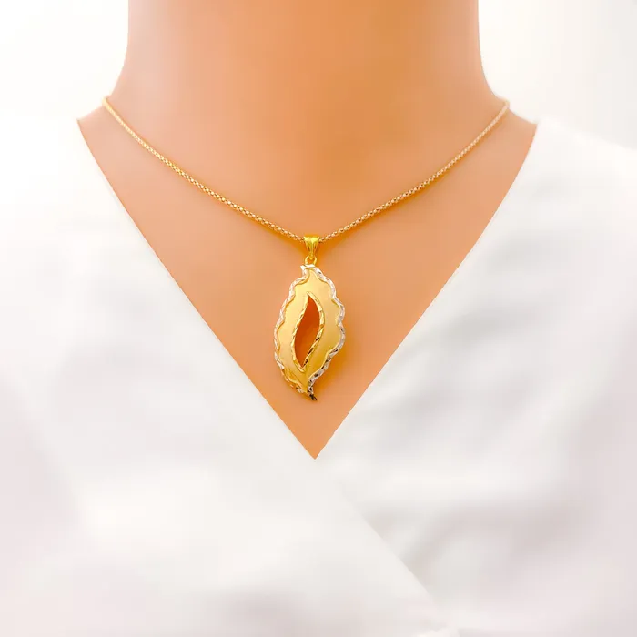 Magnificent Shiny 22K Gold Pendant Set Andaaz Jewelers PreStyled Sets