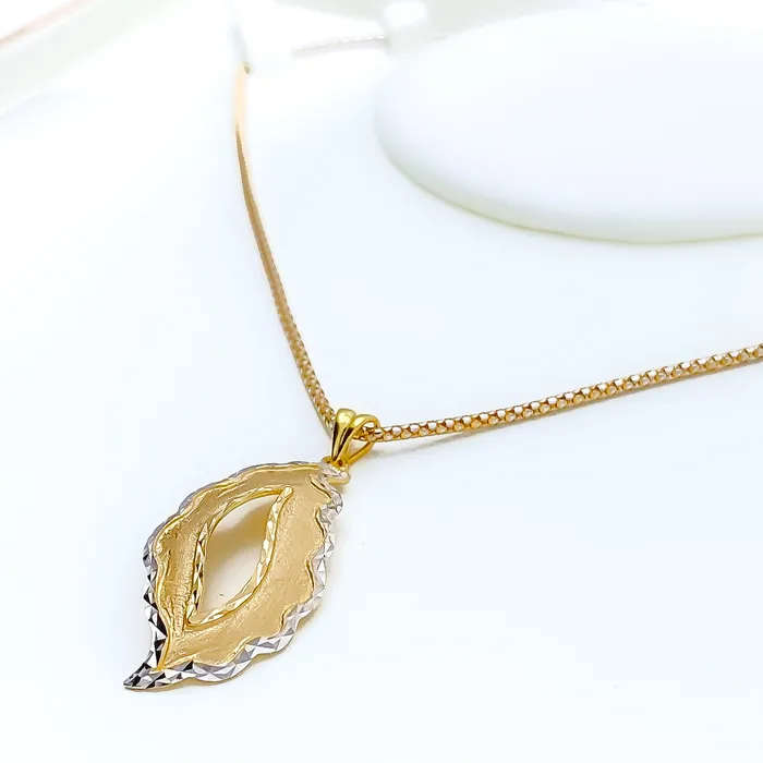 Magnificent Shiny 22K Gold Pendant Set Andaaz Jewelers PreStyled Sets