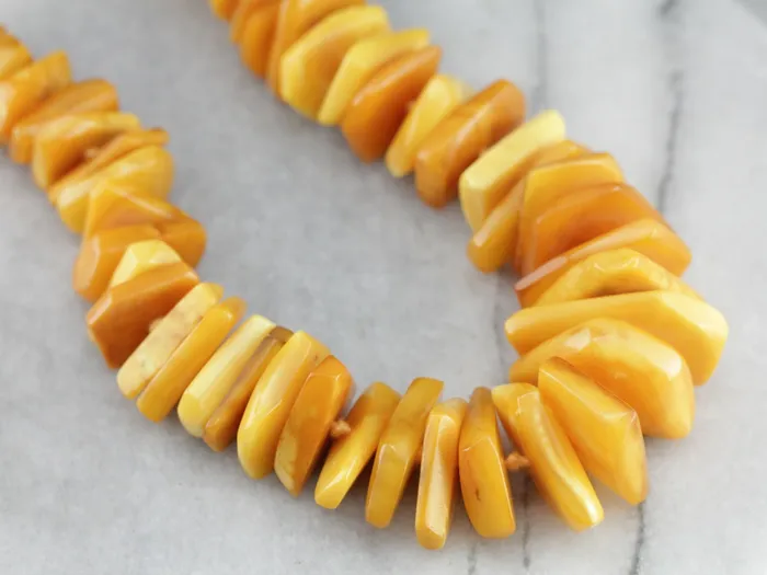 Market Square Jewelers Necklaces Graduated Chunky Amber Beaded Necklace