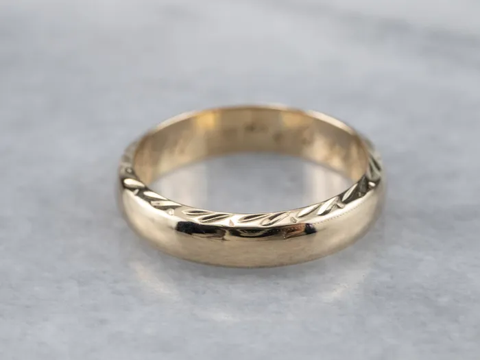 Market Square Jewelers Rings 1940s Pattern Edge Gold Band