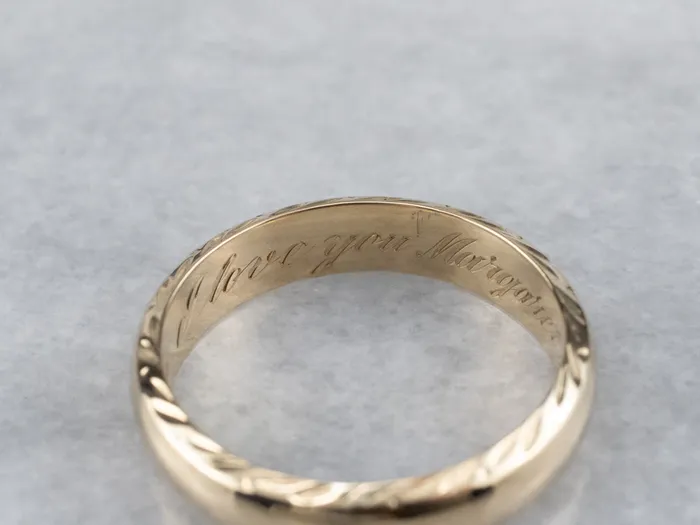 Market Square Jewelers Rings 1940s Pattern Edge Gold Band Market Square Jewelers Rings 1940s Pattern Edge Gold Band