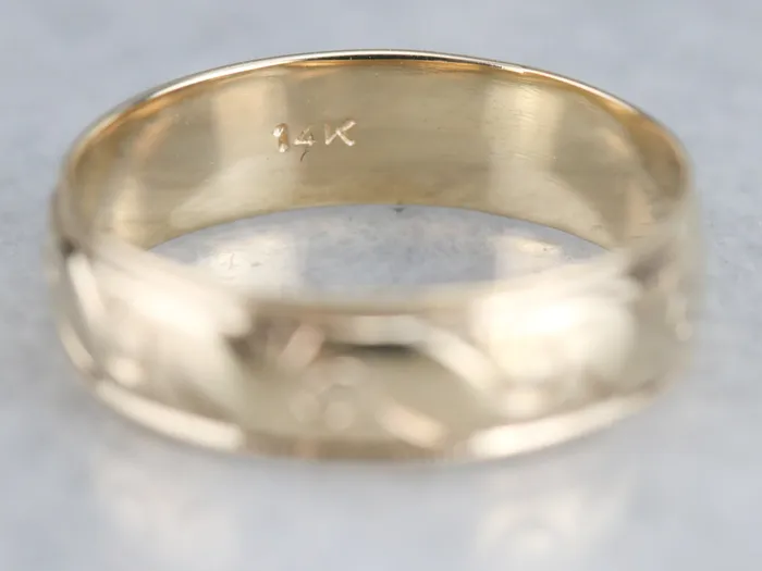Market Square Jewelers Rings Engraved Gold Wedding Band Market Square Jewelers Rings Engraved Gold Wedding Band